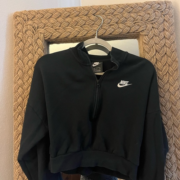 Nike | Tops | Nike Sportswear Essentialwomens Fleece Longsleeve Crop Top |  Poshmark